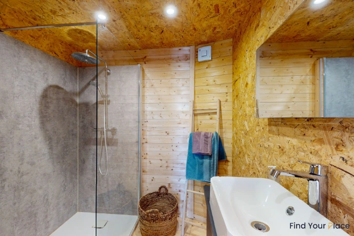 Salle de douche de la Yourte